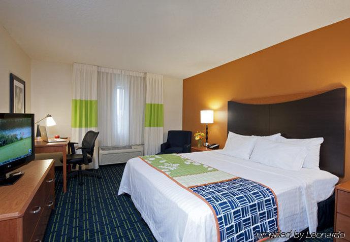 Fairfield Inn & Suites Lansing West Delta Center Township Pokoj fotografie